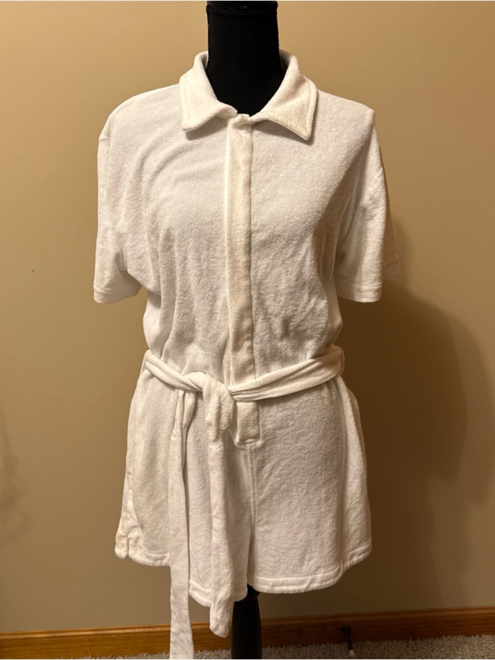 Gianni Bini White Terry Short-Sleeve Swim Coverup with Belt